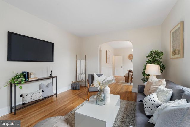 2718 ALDEN, Baltimore, MD 21234