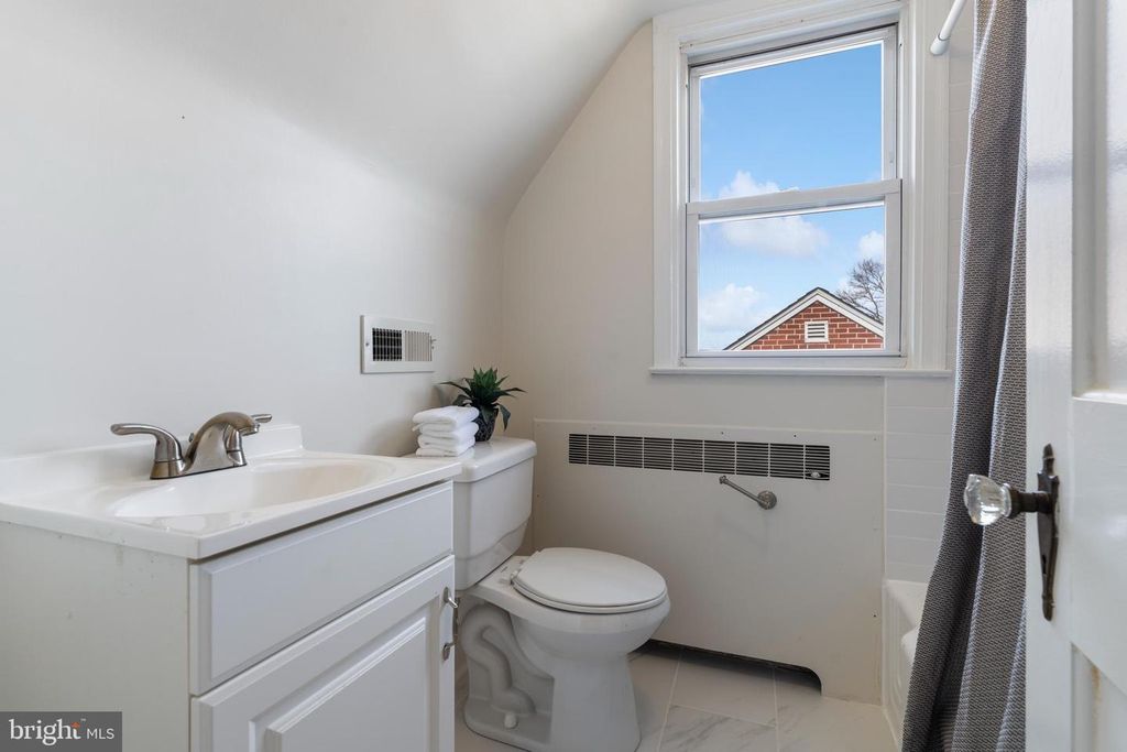 Image 25 of property listing at 2718 ALDEN, Baltimore, MD 21234