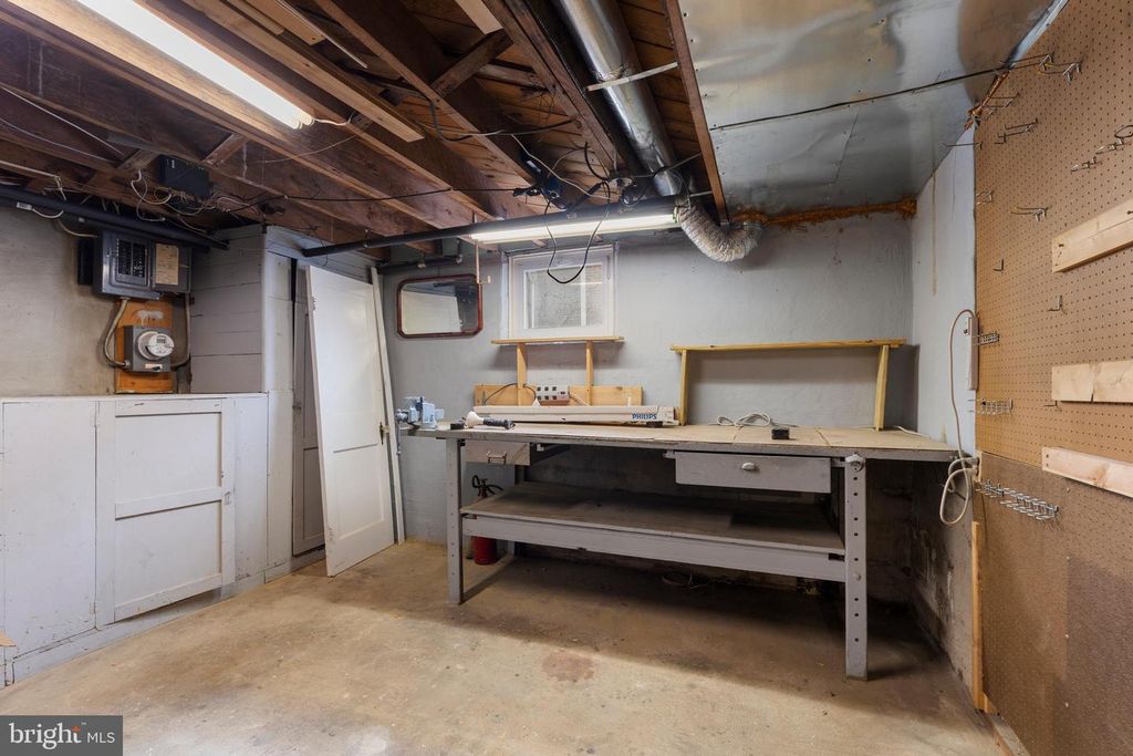 Image 32 of property listing at 2718 ALDEN, Baltimore, MD 21234