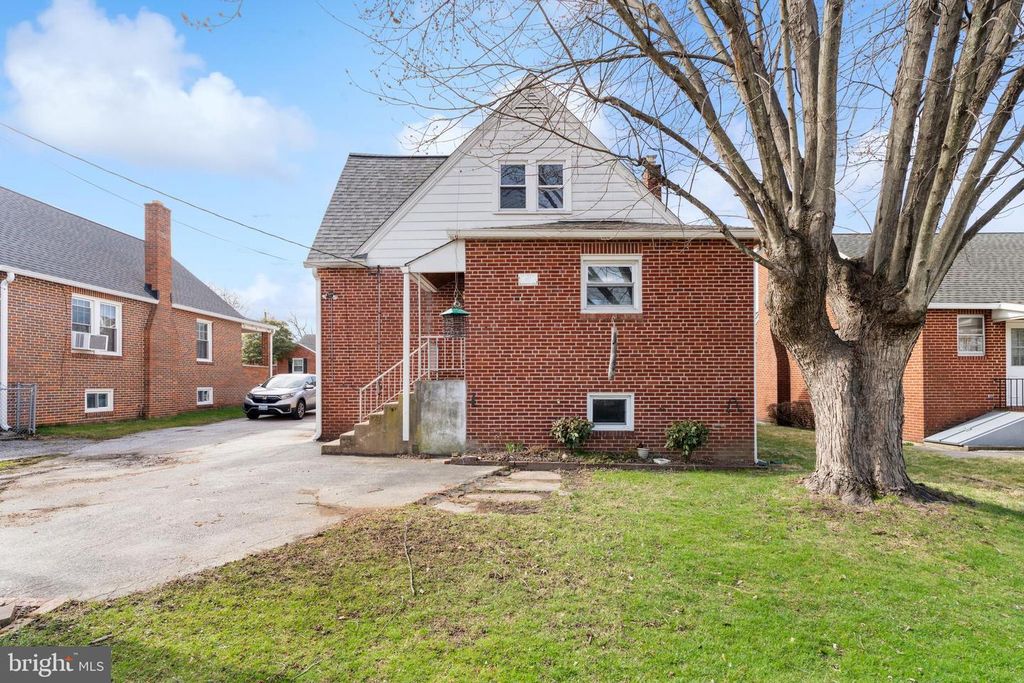 Image 35 of property listing at 2718 ALDEN, Baltimore, MD 21234