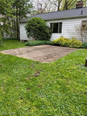 50 Butternut Lane, Northfield Center, OH 44067