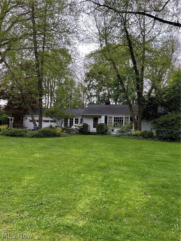 50 Butternut Lane, Northfield Center, OH 44067