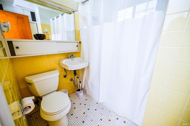 333 Manchester Drive, South Bend, IN 46615