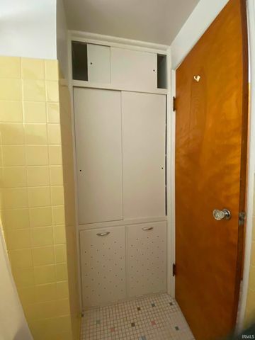 333 Manchester Drive, South Bend, IN 46615