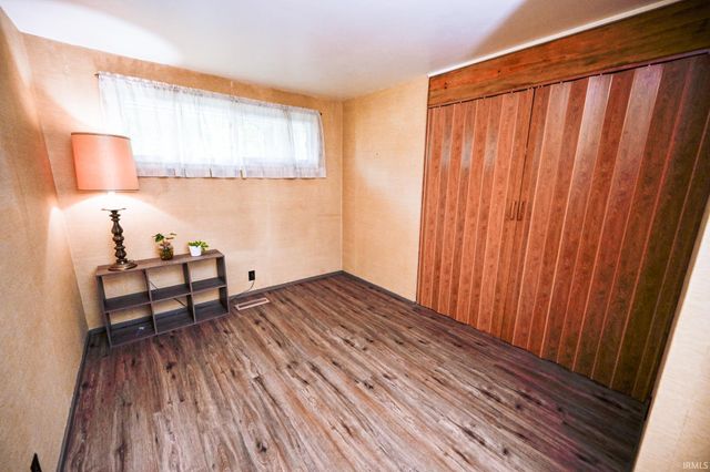 333 Manchester Drive, South Bend, IN 46615