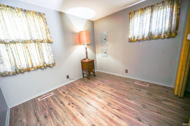 333 Manchester Drive, South Bend, IN 46615