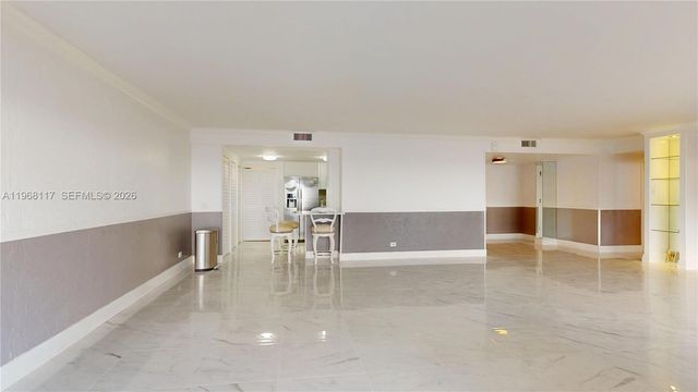 1800 NE 114th St 1705, Miami, FL 33181