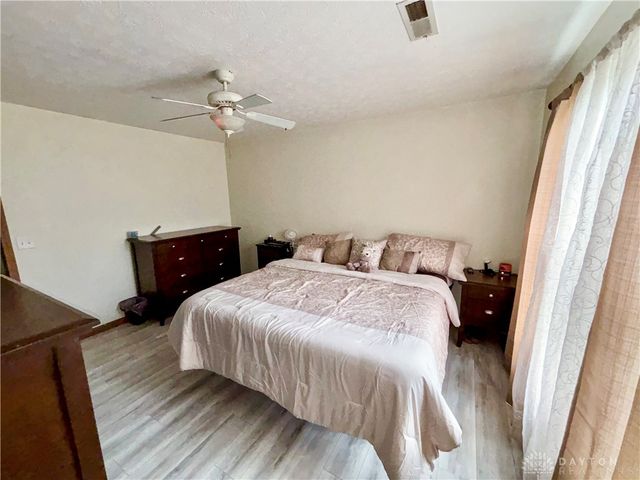 943 Pheasant Run Drive, Trenton, OH 45067