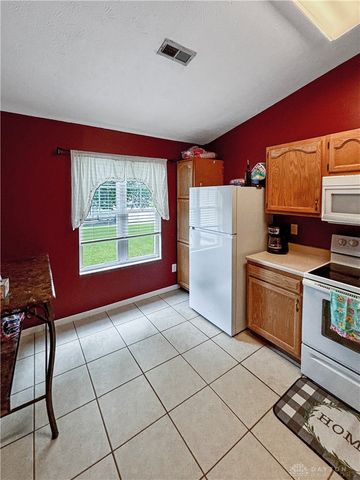 943 Pheasant Run Drive, Trenton, OH 45067