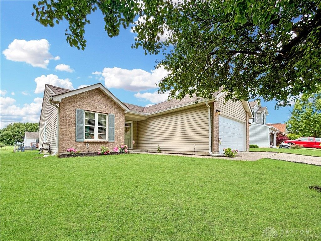 943 Pheasant Run Drive, Trenton, OH 45067