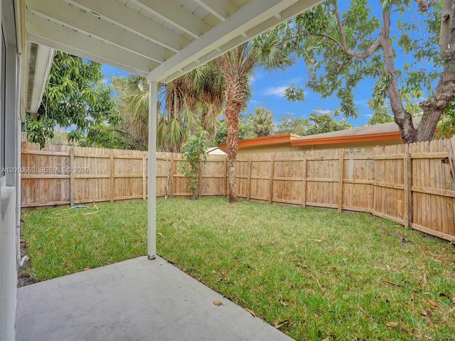 951 SW 30th St 1-2, Fort Lauderdale, FL 33315