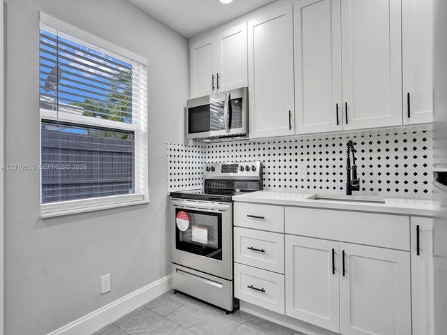 951 SW 30th St 1-2, Fort Lauderdale, FL 33315