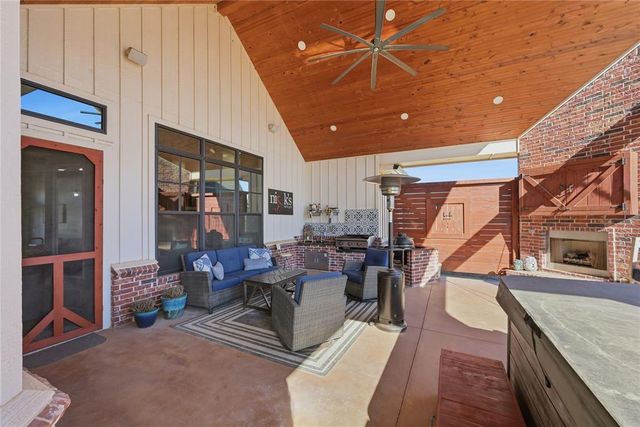 13700 Timber Ridge Estates Boulevard, Yukon, OK 73099