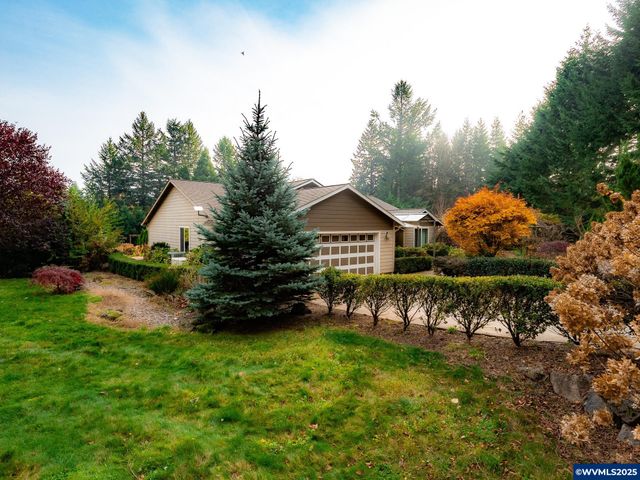 17200 NE Slope Ln, Newberg, OR 97132