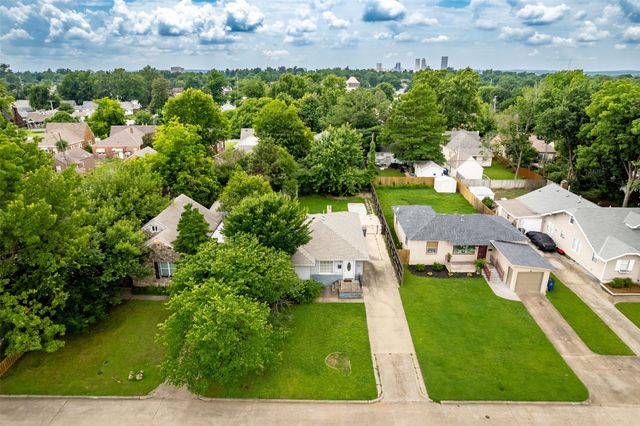 1332 S Knoxville Avenue, Tulsa, OK 74112