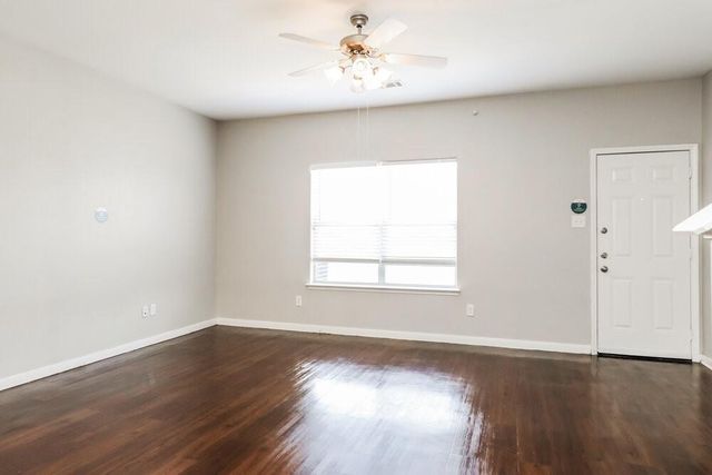 29050 Village Creek Loop, Spring, TX 77386