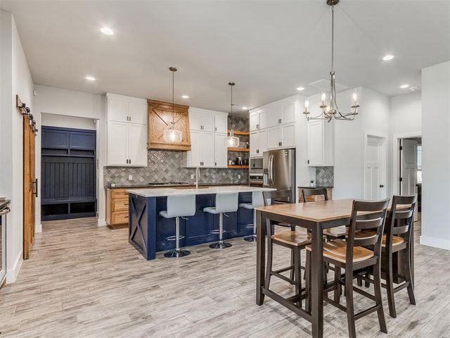 9308 NW 84th Terrace, Yukon, OK 73099