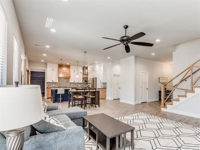 9308 NW 84th Terrace, Yukon, OK 73099