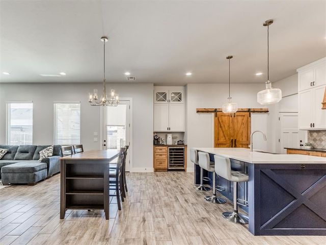 9308 NW 84th Terrace, Yukon, OK 73099