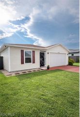 1908 NE 2nd PL, Cape Coral, FL 33909