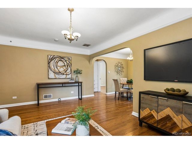 1718 Newport St, Denver, CO 80220