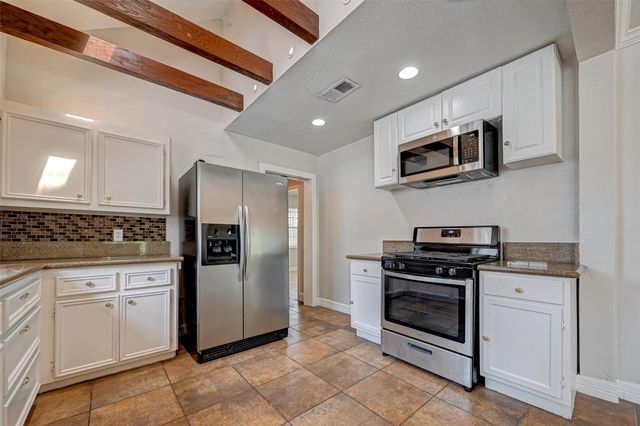 817 Eleanor Street, Houston, TX 77009