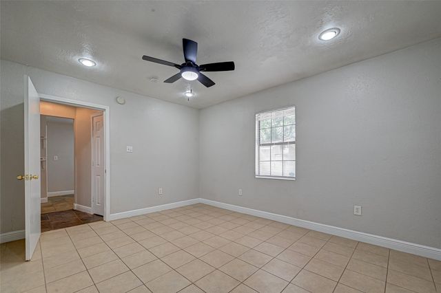 817 Eleanor Street, Houston, TX 77009