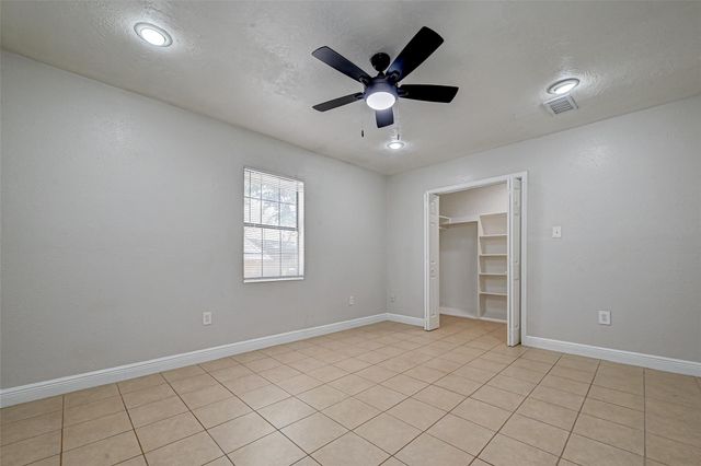 817 Eleanor Street, Houston, TX 77009