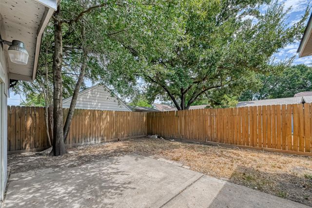 817 Eleanor Street, Houston, TX 77009