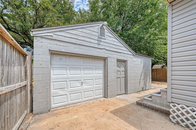 817 Eleanor Street, Houston, TX 77009