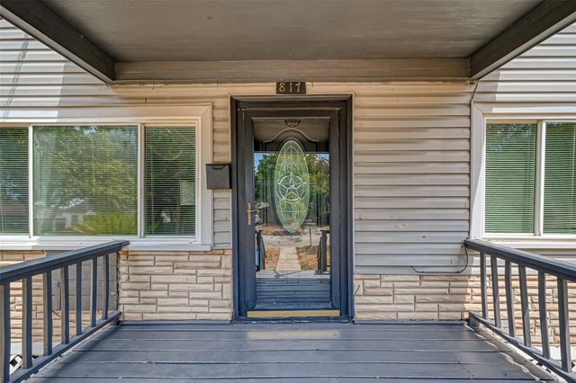 817 Eleanor Street, Houston, TX 77009