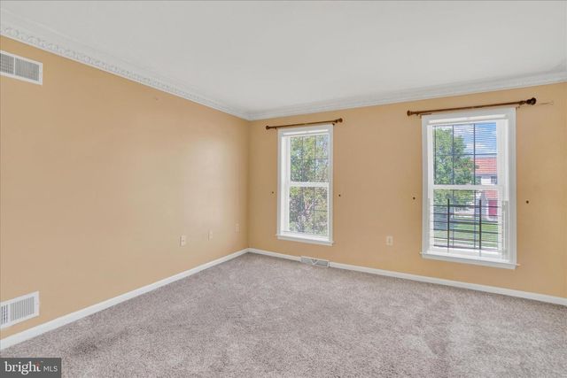 80 JEWEL DR, York, PA 17404