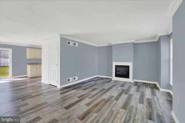80 JEWEL DR, York, PA 17404