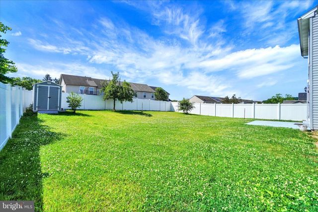 80 JEWEL DR, York, PA 17404