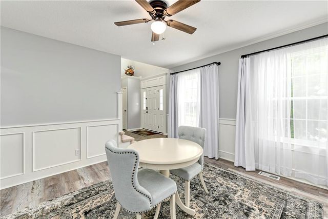 1354 Granite Street, Lansing, KS 66043