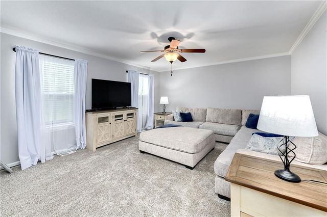 1354 Granite Street, Lansing, KS 66043