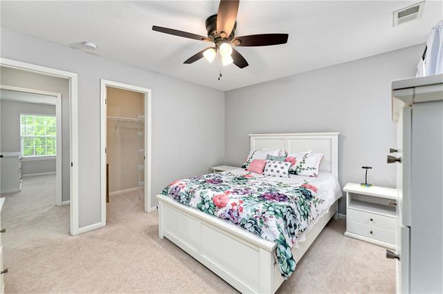 1354 Granite Street, Lansing, KS 66043