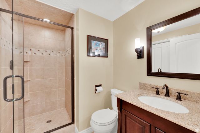 2373 E GLACIER VIEW DR, Sandy, UT 84092