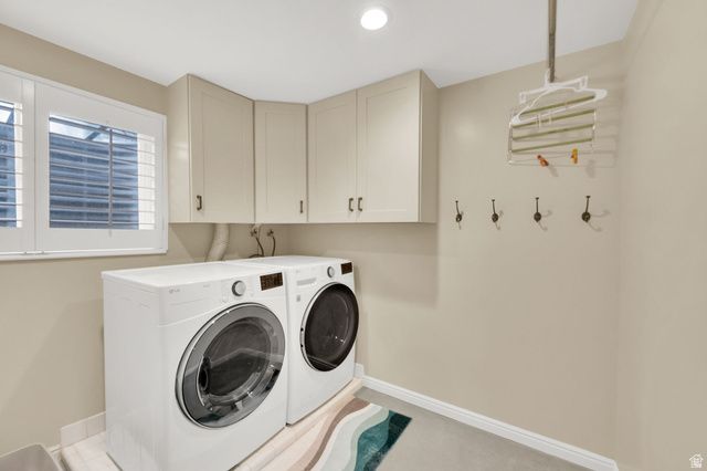 2373 E GLACIER VIEW DR, Sandy, UT 84092