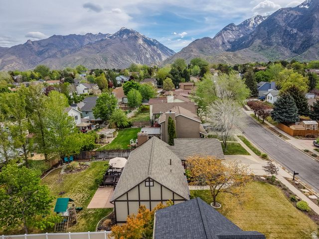 2373 E GLACIER VIEW DR, Sandy, UT 84092