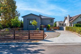 1818 New York Drive, Altadena, CA 91001