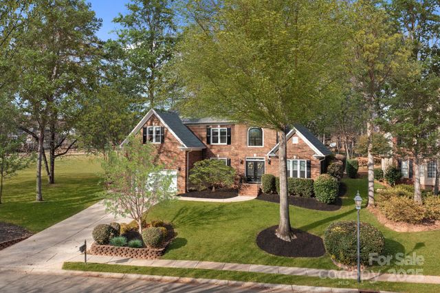 12213 Farnborough Road, Huntersville, NC 28078