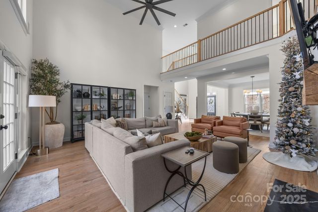 12213 Farnborough Road, Huntersville, NC 28078