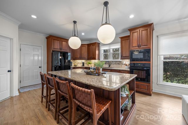 12213 Farnborough Road, Huntersville, NC 28078