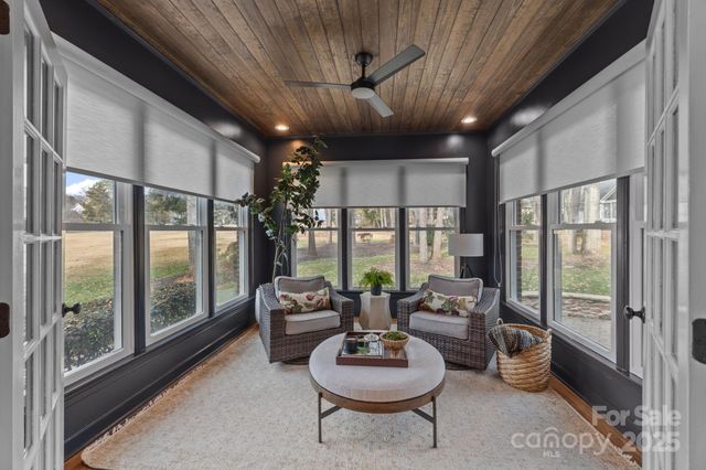 12213 Farnborough Road, Huntersville, NC 28078