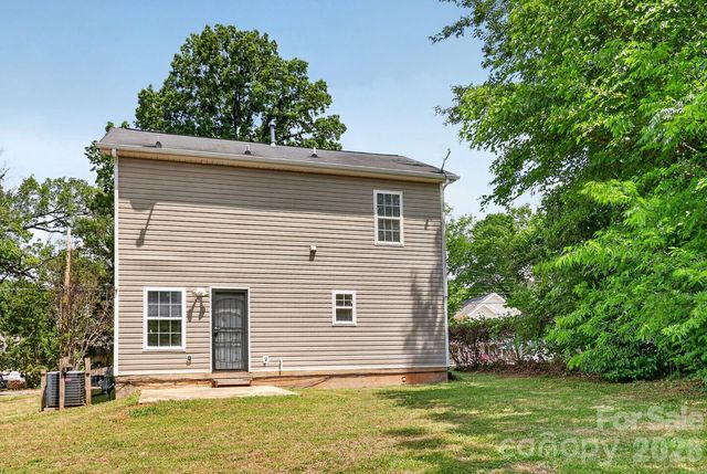 3335 Avalon Avenue, Charlotte, NC 28208