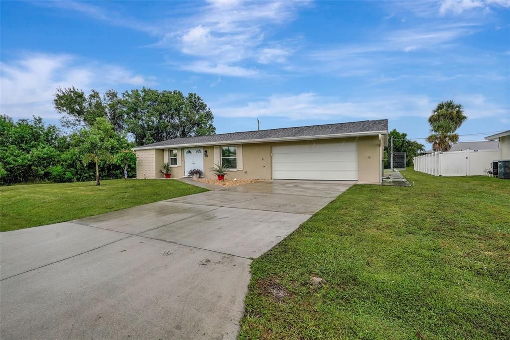 249 SEMINOLE BOULEVARD NW, Port Charlotte, FL 33952
