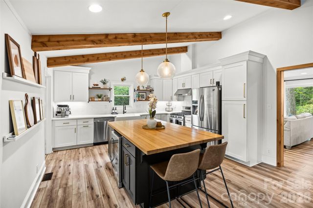 6233 Rose Valley Drive, Charlotte, NC 28210