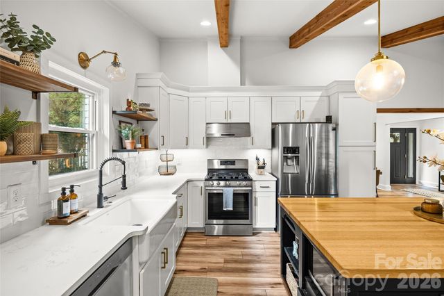 6233 Rose Valley Drive, Charlotte, NC 28210