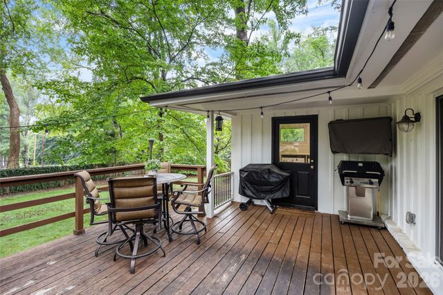 6233 Rose Valley Drive, Charlotte, NC 28210